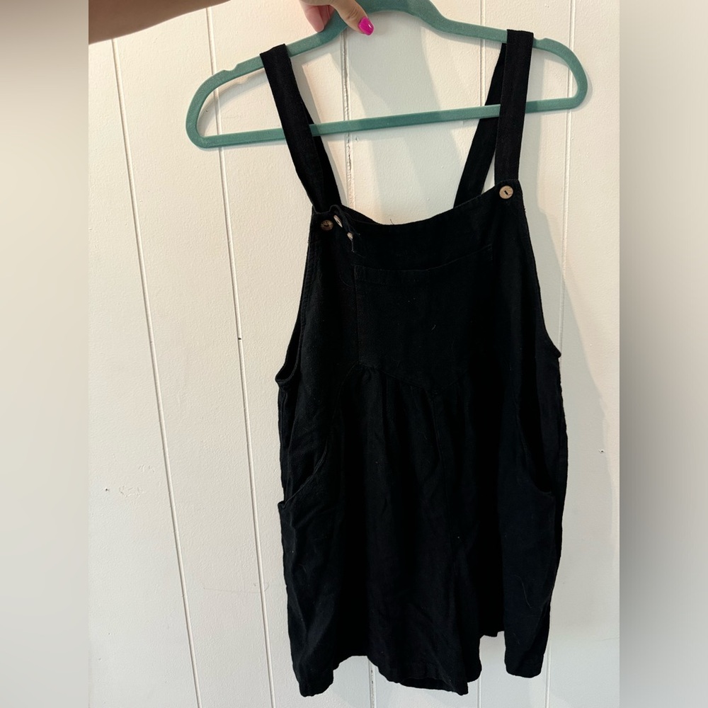 BLACK OVERALLS
